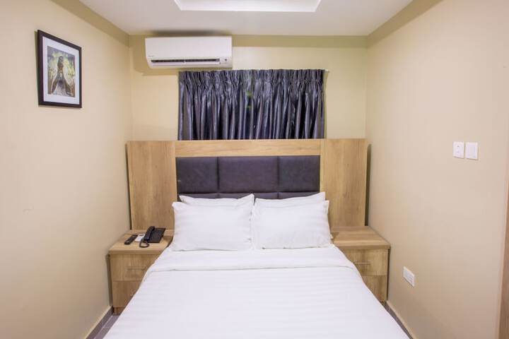 Room 3 of 19