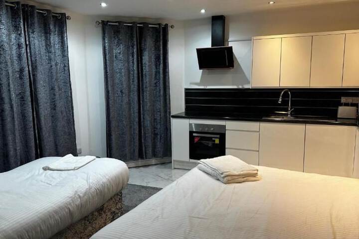 Room 6 of 22