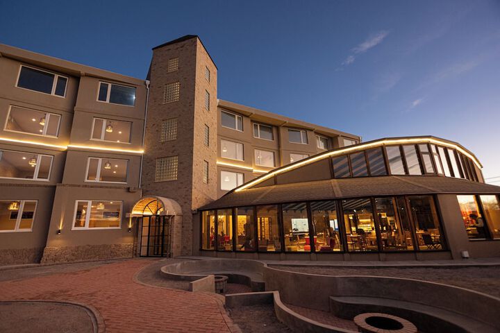 Hotel 27 of 28