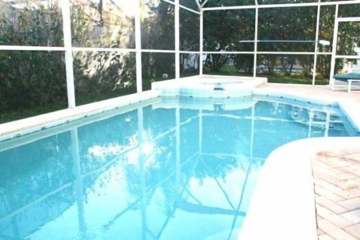 Pool 18 of 20