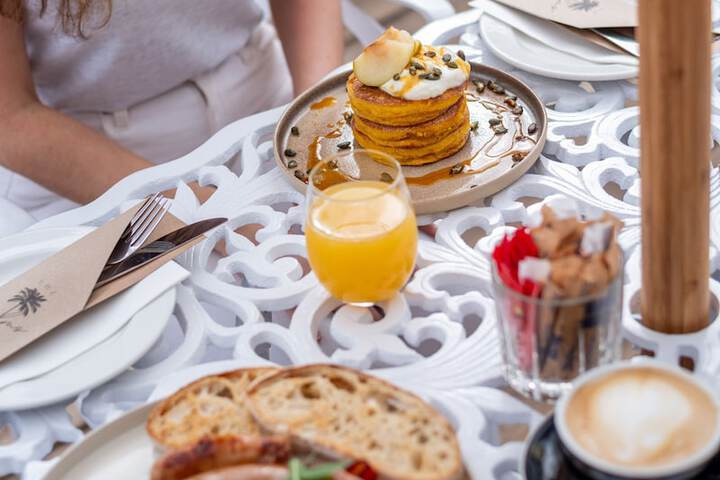 Breakfast/Coffee Service 170 of 194
