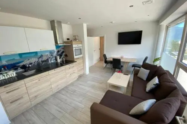 Room 3 of 19