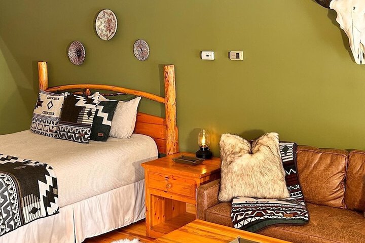 Room 37 of 53