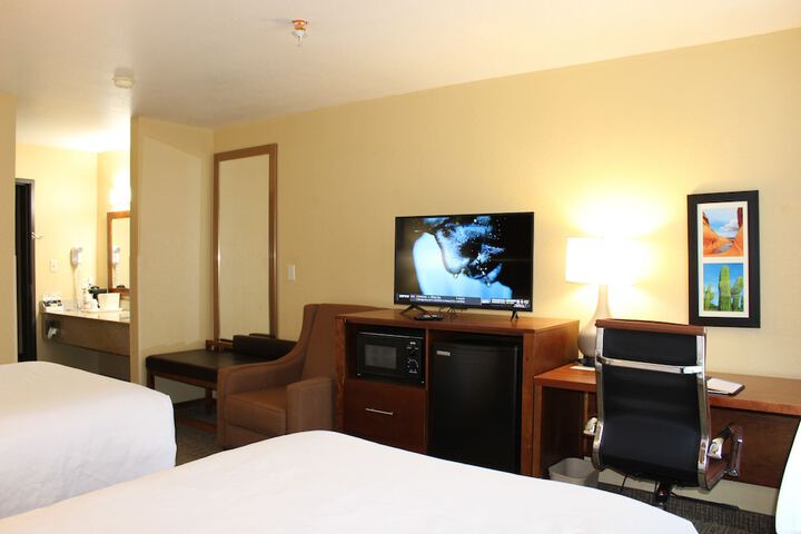 Room 20 of 71