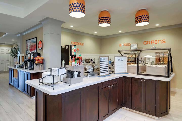 Breakfast area