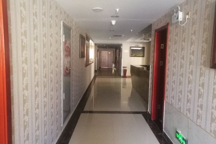 Hotel Interior 9 of 22