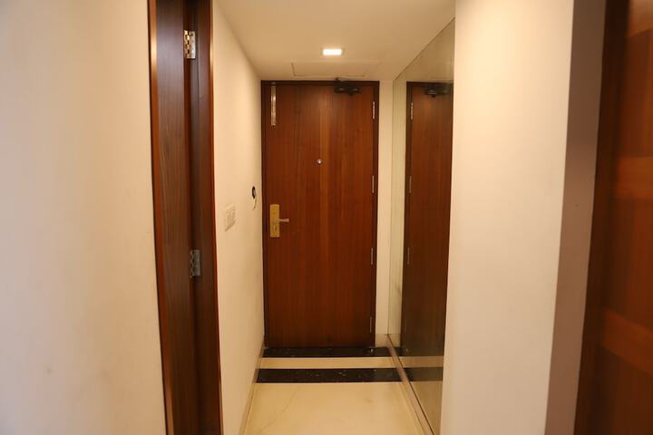 Hotel Interior 9 of 171