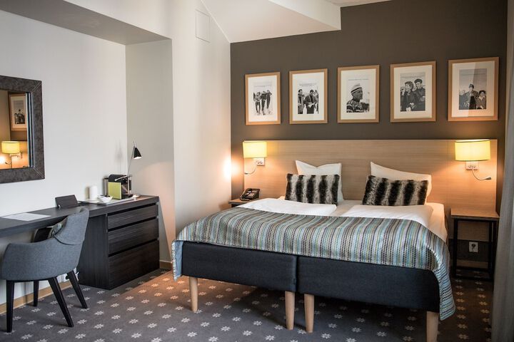 Room 15 of 43