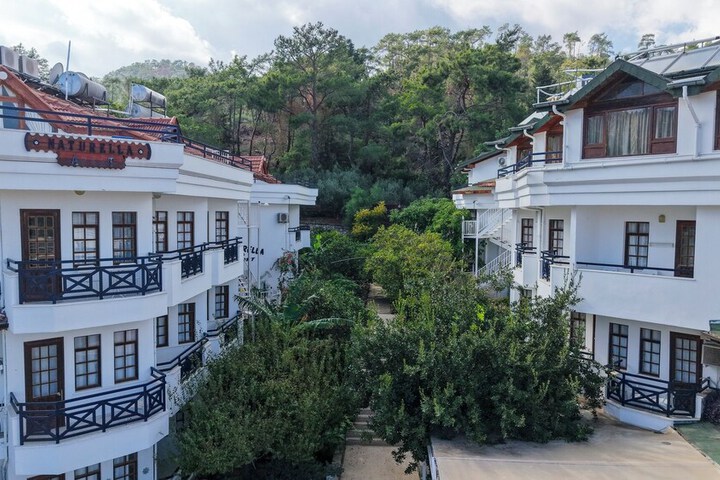 Hotel 70 of 72