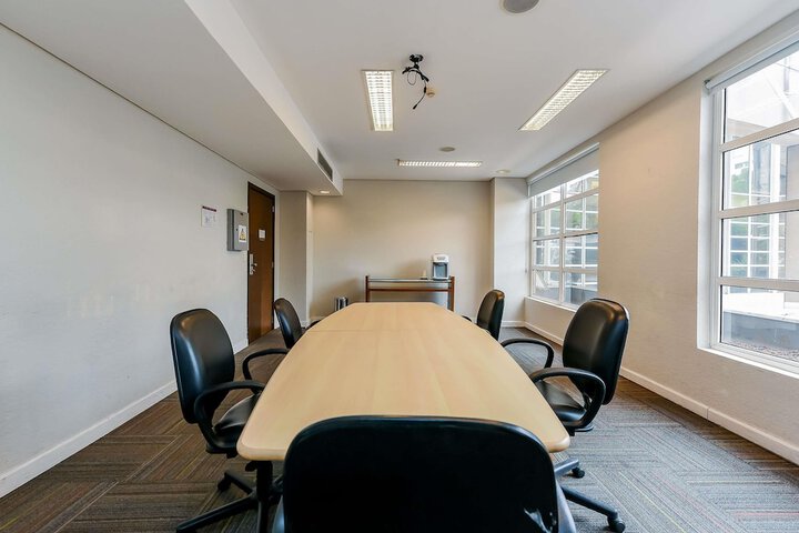 Business Center 119 of 133