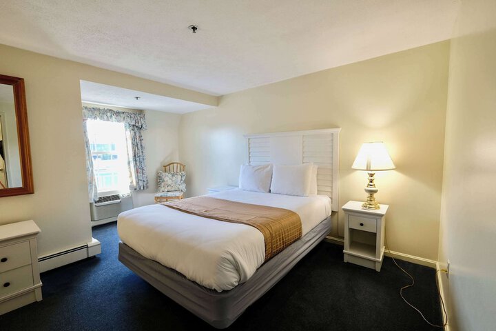 Room 9 of 138