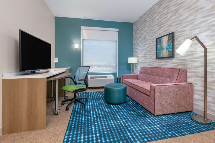 Room 9 of 34