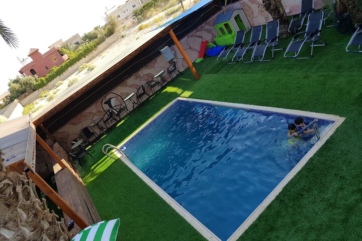 Pool 33 of 87