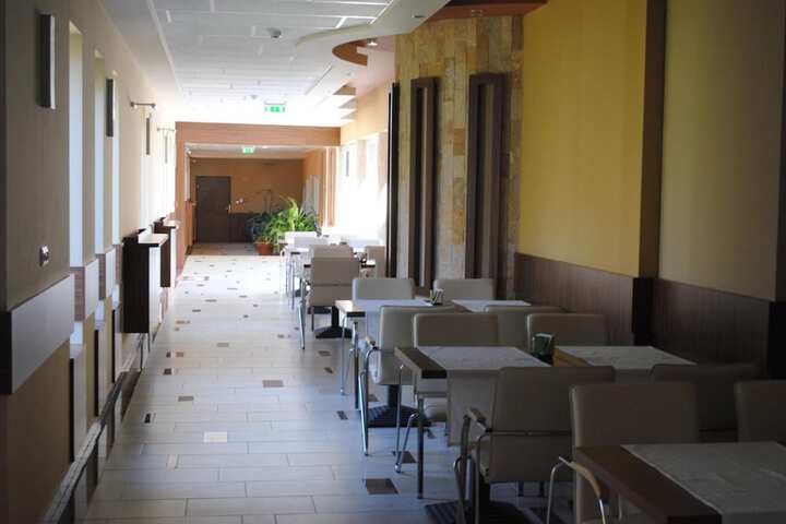 Dining Photos