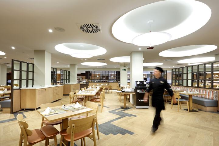 Dining 100 of 140