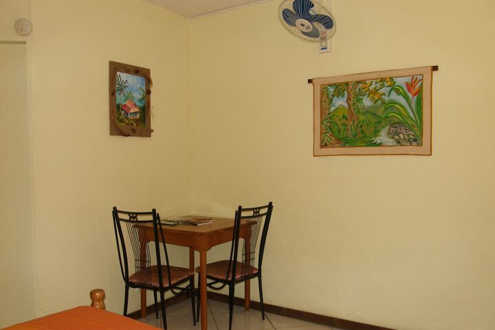 Room 10 of 70