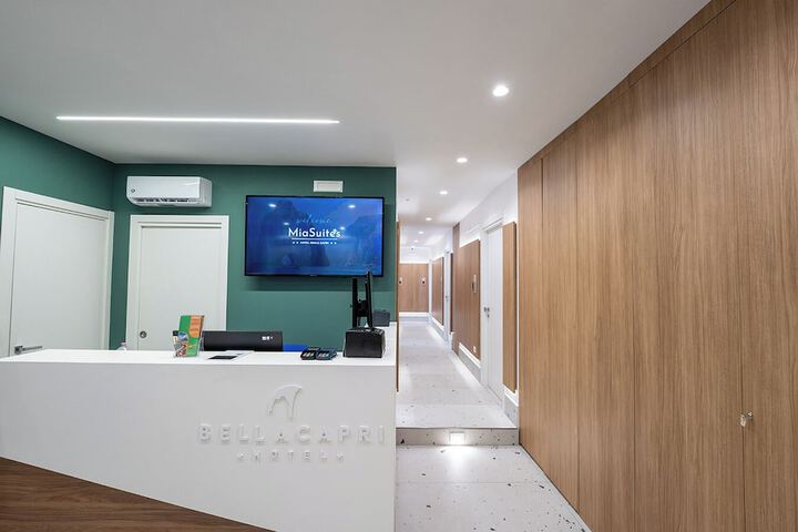 Entrance & Lobby