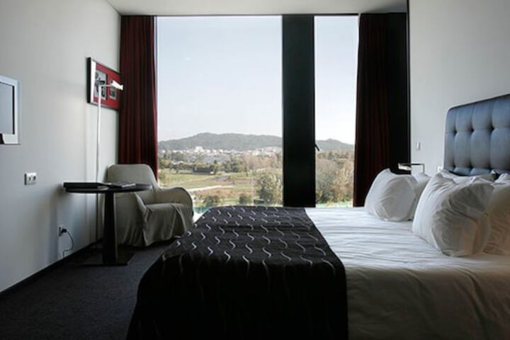 Room 12 of 53