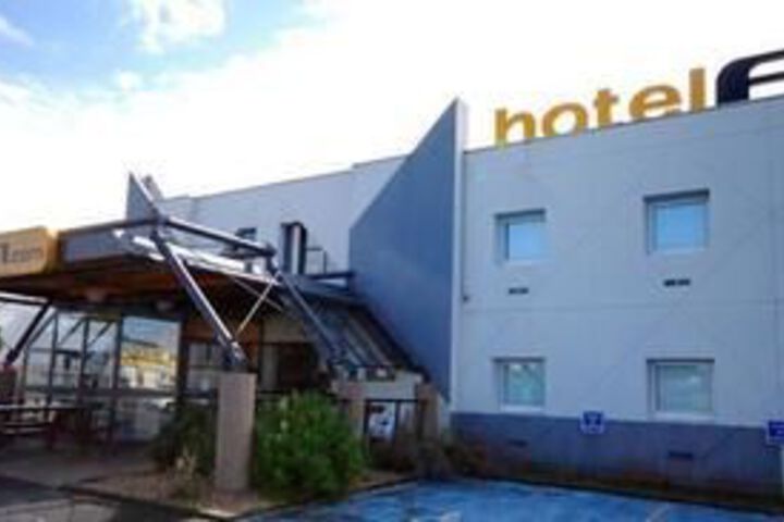 Hotel 5 of 9