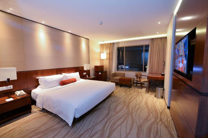 Room 12 of 57