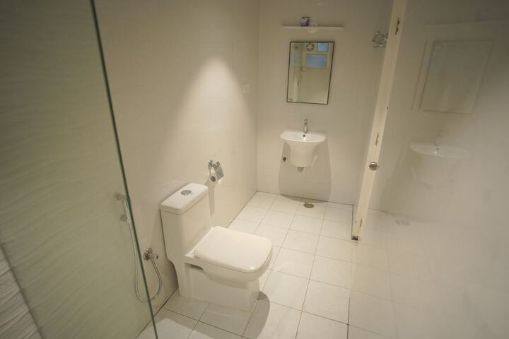 Room 30 of 40