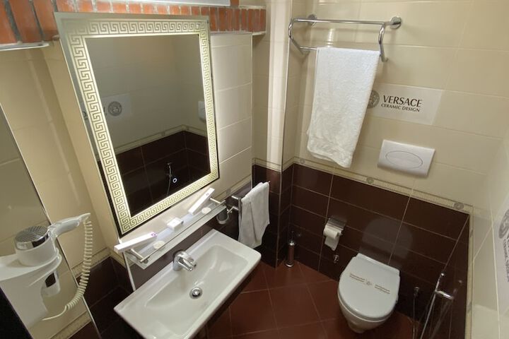 Room 60 of 109