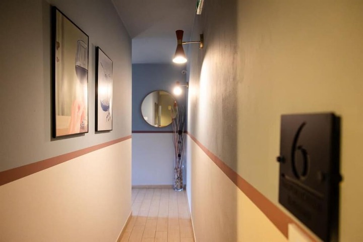 Ballroom/Hall 114 of 128