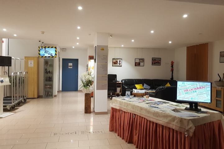 Hotel Interior 8 of 146