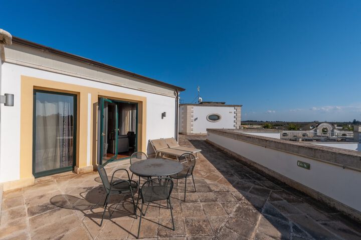 Terrace/Patio 32 of 136