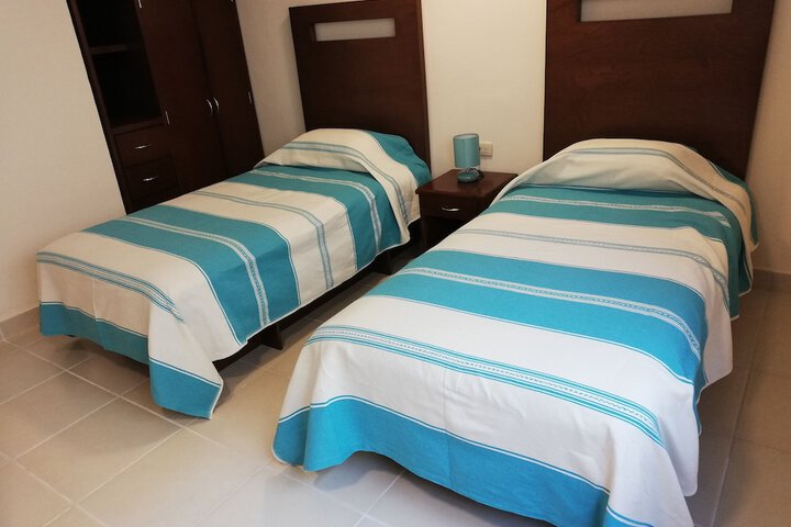 Room 7 of 40