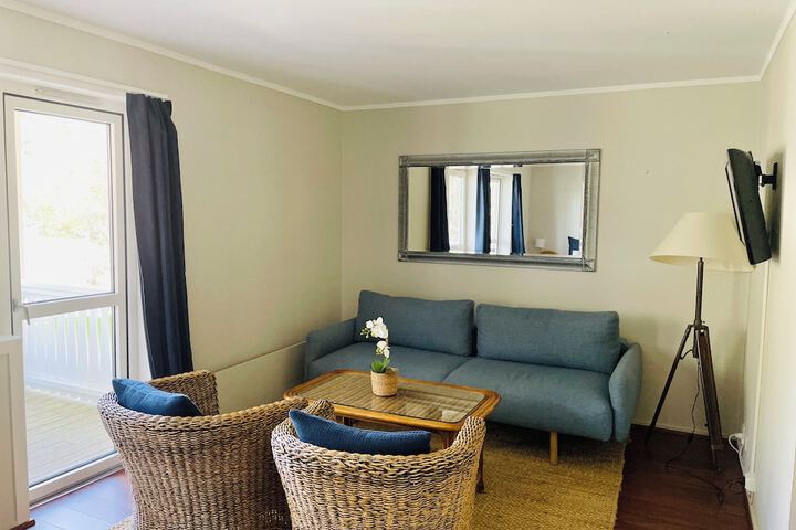 Room 17 of 106
