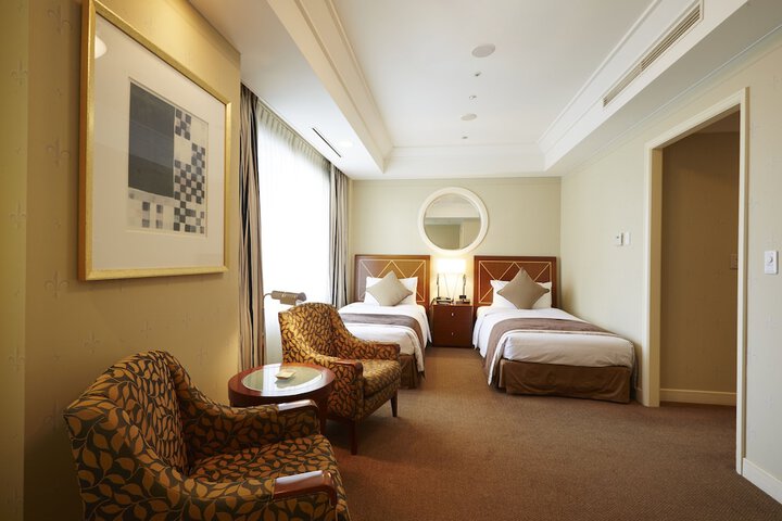 Room 21 of 115