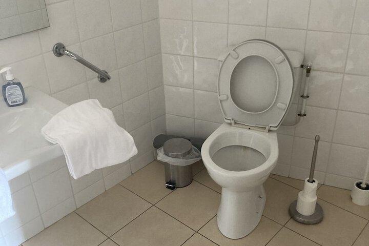 Room 20 of 68