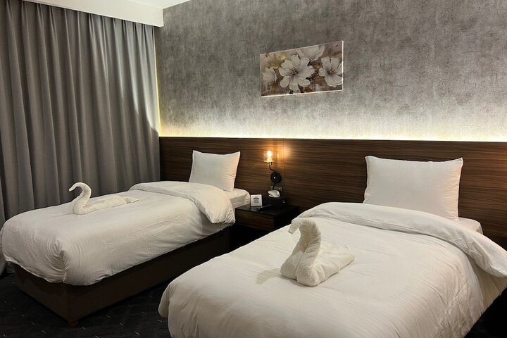 Room 13 of 41