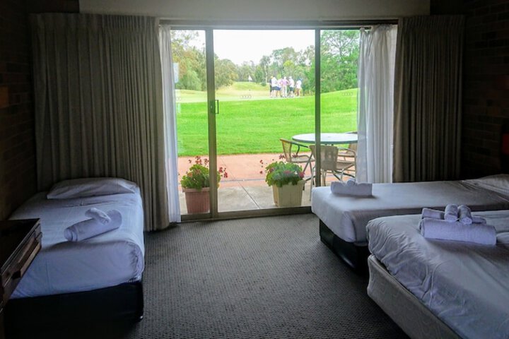 Room 2 of 21