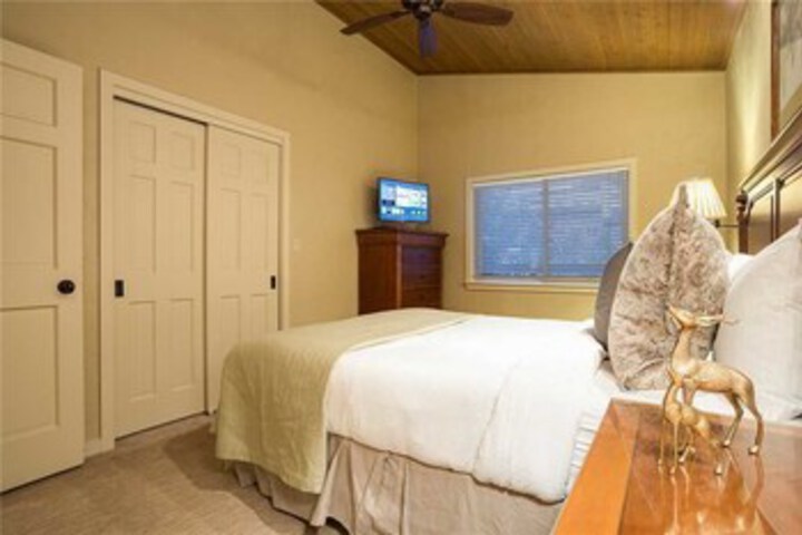 Room 20 of 24