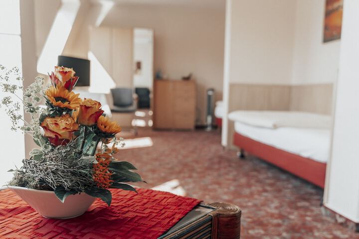 Room 16 of 53