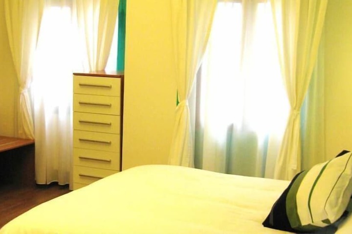 Room 27 of 63