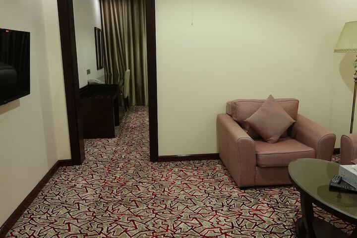 Room 25 of 61