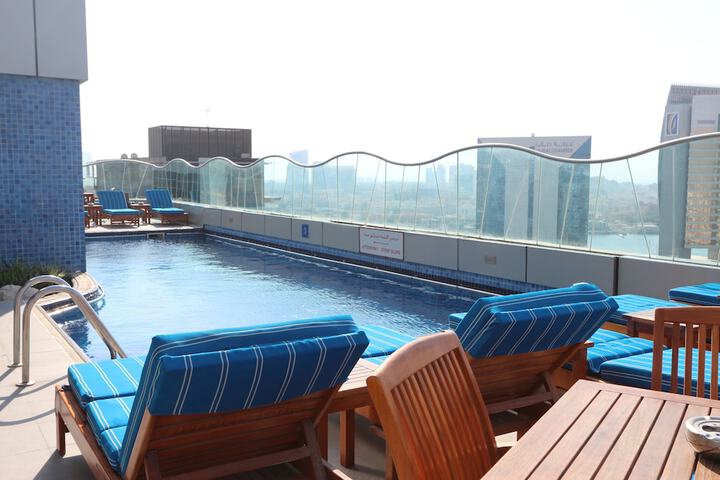Pool 50 of 110