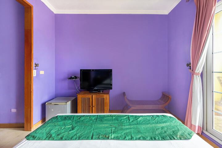 Room 9 of 151