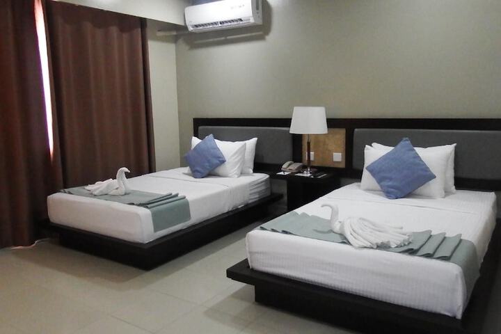 Room 25 of 70