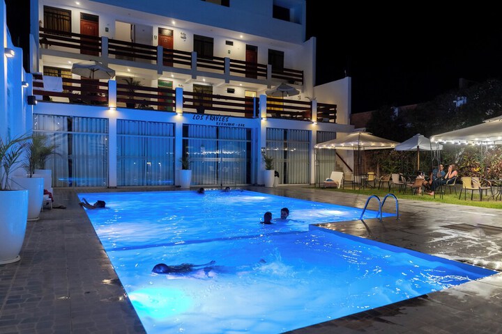 Pool 12 of 44