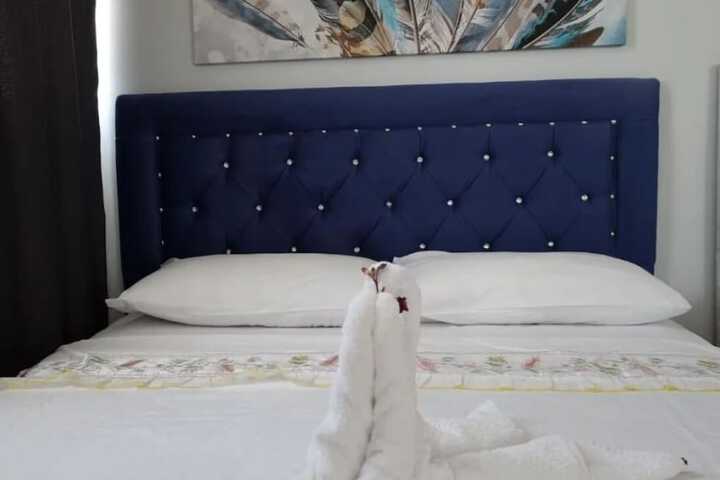 Room 4 of 14