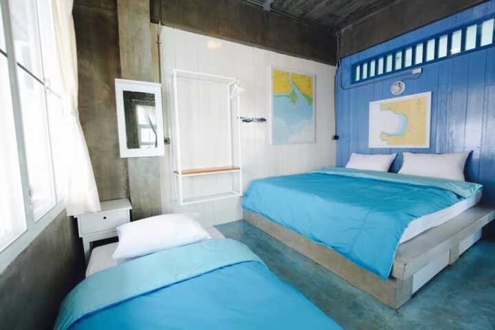 Room 18 of 44