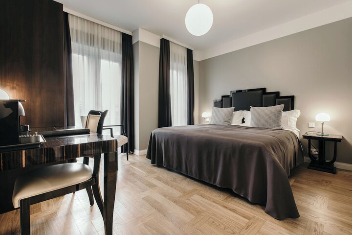 Room 51 of 81
