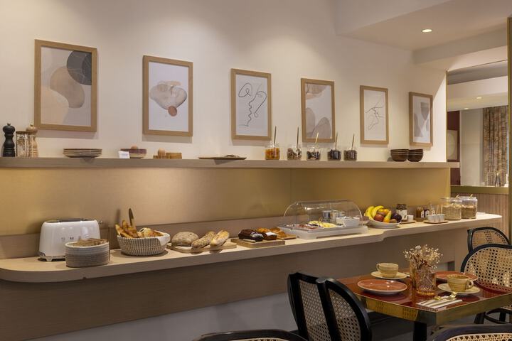 Dining Photos