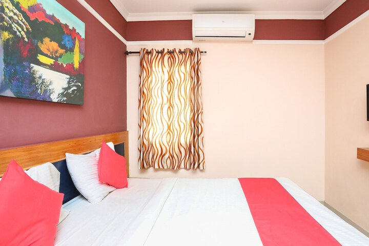 Room 16 of 20