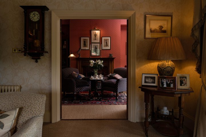 Lounge 30 of 40
