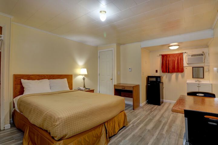 Room 10 of 58